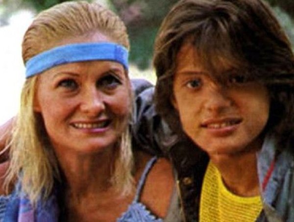 Lucía Miranda: "A la madre de Luis Miguel, Marcela Basteri, hay que dejarla que descanse en paz" · Radio Monumental 1080 AM