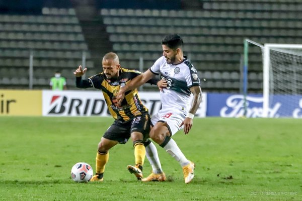 Versus / Olimpia busca cortar el hilo de 5 juegos sin ganar en Copa Libertadores