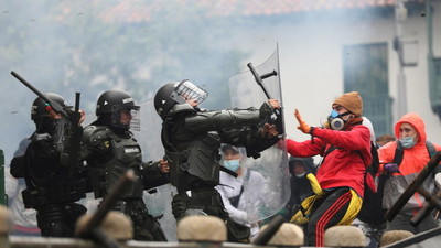 Muere una persona en medio de manifestaciones en Colombia contra reforma tributaria de Iván Duque - Megacadena — Últimas Noticias de Paraguay