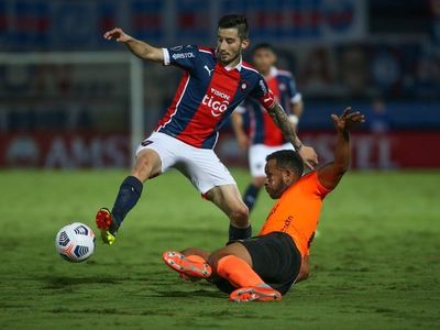 Cerro Porteño domina, pero sin premio