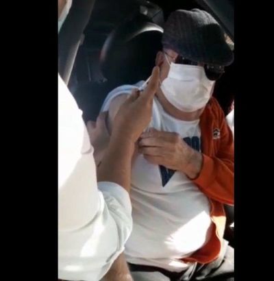 Covid-19: Tras vacunarse, Quemil Yambay instó a que la gente no tenga miedo de hacerlo