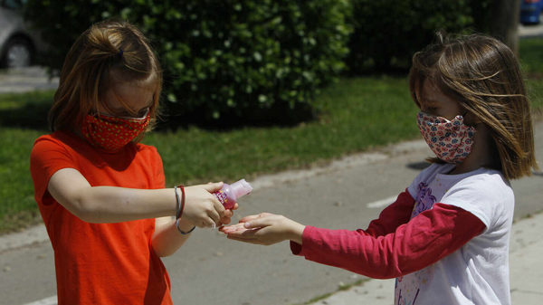 Pfizer y BioNTech esperan tener la vacuna contra el coronavirus para los niños en septiembre de 2021 - ADN Digital