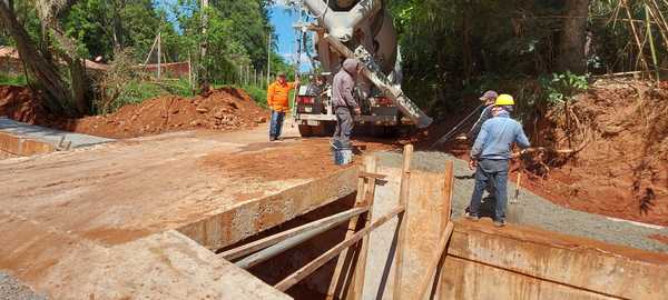 Avanzan las obras de mejoramiento y rehabilitación de la avenida de La Victoria | .::Agencia IP::.