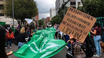 La Corte Constitucional de Ecuador despenalizó el aborto por violación | .::Agencia IP::.