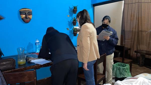 Detienen a dos personas en operativo por sextorsión