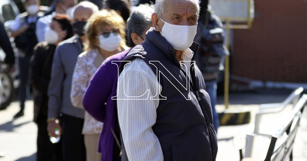 La Nación / Planean vacunar a más de 1.000 personas en concurrido hospital de Trinidad