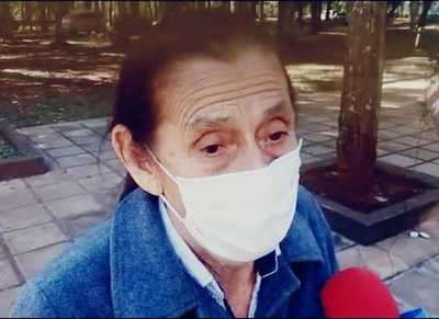 Niegan VACUNA a humildes, pero lo aplican a EMPLEADOS y OPERADORES del Gobernador
