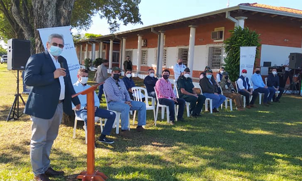 Guairá: Inicia plan piloto para la cadena de valores de la producción de Cannabis no Psicoactivo para fines industriales - Noticiero Paraguay
