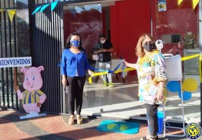 Emprendedoras inauguran local gastronómico en Luque •