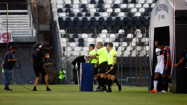 Por séptima vez consecutiva, Éber Aquino dirigirá el superclásico