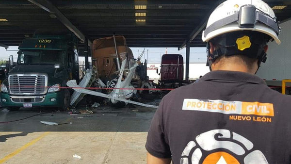 Reportan al menos cuatro muertos al caer una avioneta en el estado mexicano de Nuevo León | Ñanduti