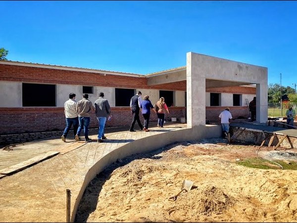 VERIFICAN AVANCE DE OBRAS DE FUTURAS USF EN ENCARNACIÓN