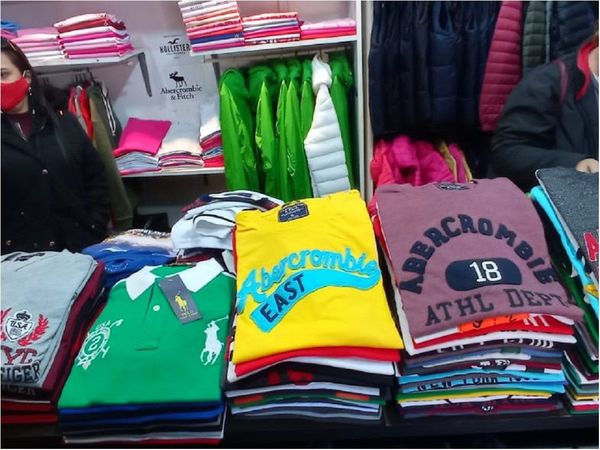 Fiscalía incauta presuntas prendas falsificadas por G. 450 millones
