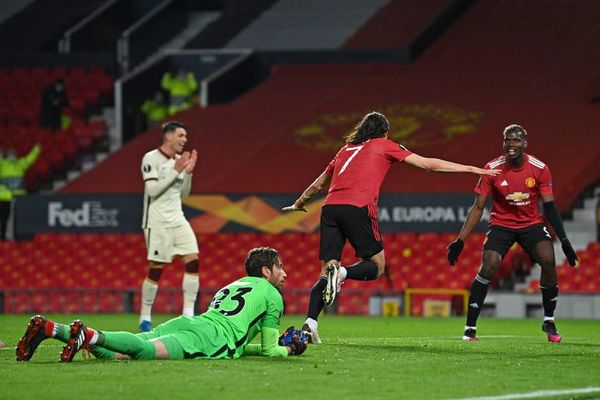 El United destroza a la Roma - Fútbol - ABC Color