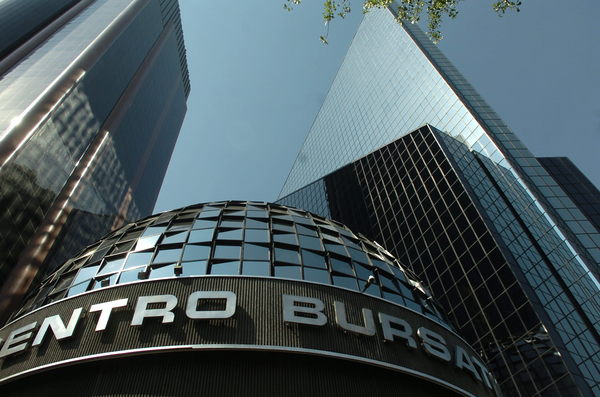 Bolsa mexicana gana 0,85 % por resultados trimestrales positivos de emisoras - MarketData
