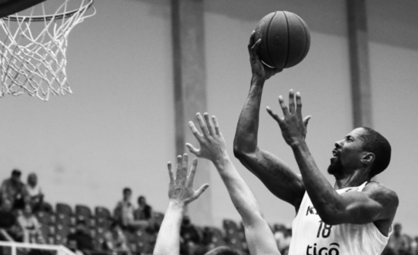 Diario HOY | Después de una angustiosa espera está de vuelta el baloncesto