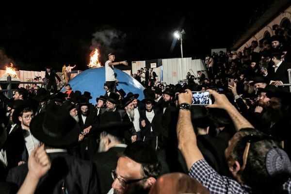 Tragedia en Israel: 38 muertos por la caída de una grada en una peregrinación
