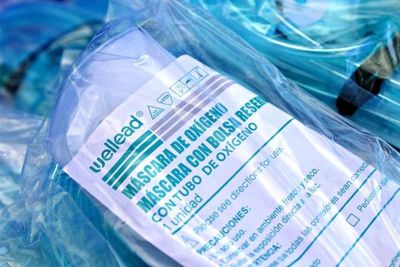 Entregan medicamentos e insumos para el centro respiratorio y la unidad de cuidados críticos del IPS en Pilar - Nacionales - ABC Color