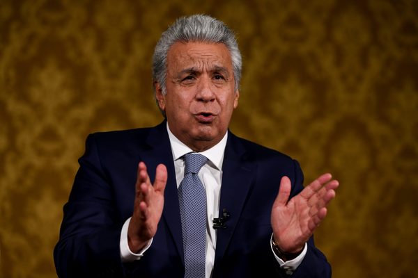 El presidente de Ecuador sanciona y envía a Registro Oficial la ley de dolarización - MarketData