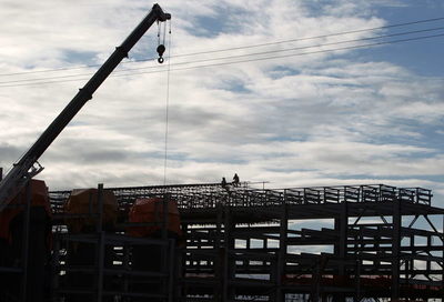 El puerto brasileño de Suape amplía su estructura para la importación automotriz - MarketData