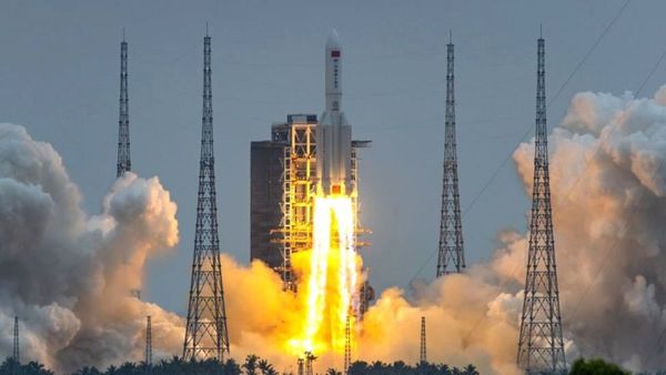 China lanza el primer módulo de su futura estación espacial
