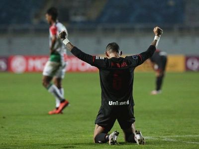 Atlético Goianiense hunde a Palestino