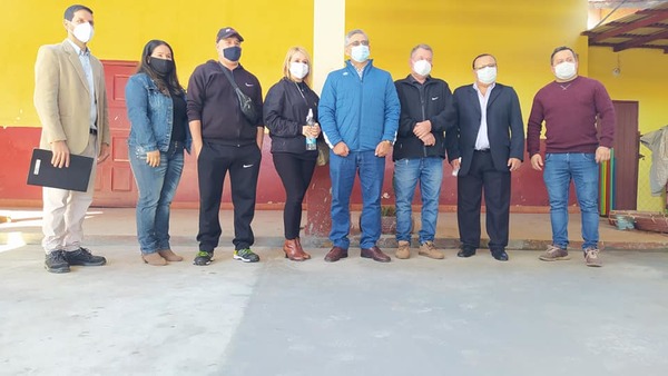 Guairá: Avanza la construcción de tinglado en escuela de Villarrica - Noticiero Paraguay