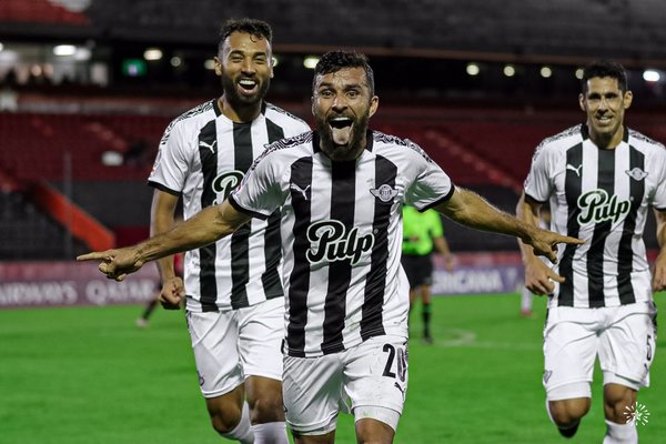 Equipos paraguayos están bien posicionados en las Copas | OnLivePy