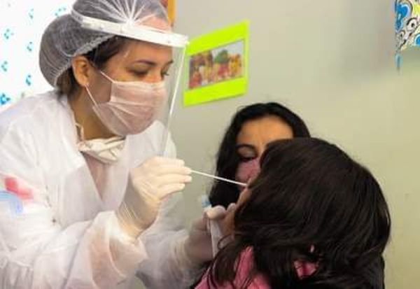 En Foz hacen test de covid a alumnos y docentes para la vuelta clases de forma segura - ABC en el Este - ABC Color