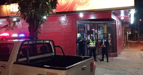 La Nación / Asincopar: “Muchos asociados del sector bebidas están al borde de la quiebra”