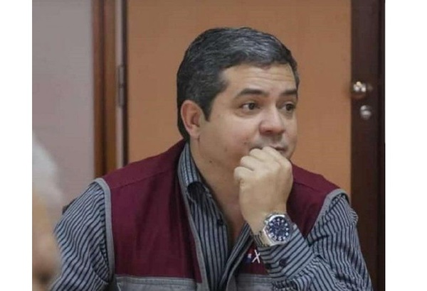 Salud separa del cargo a director de Región Sanitaria de Asunción tras presunta vacunación VIP de Mirta Gusinky