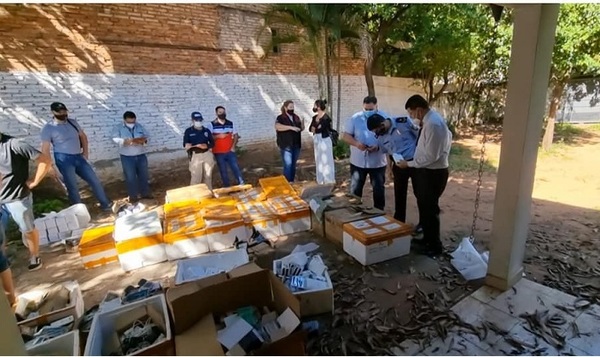 En operativo contra delitos marcarios, allanan vivienda en Asunción e incautan artículos por valor de USD 1.500.000 - ADN Digital