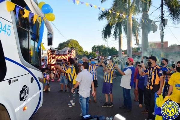 La República está de fiesta con el Centenario Auriazul •