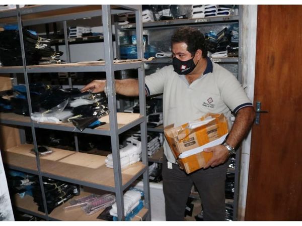 Dan duro golpe al contrabando, incautando artículos falsos por valor de USD 1.500.000