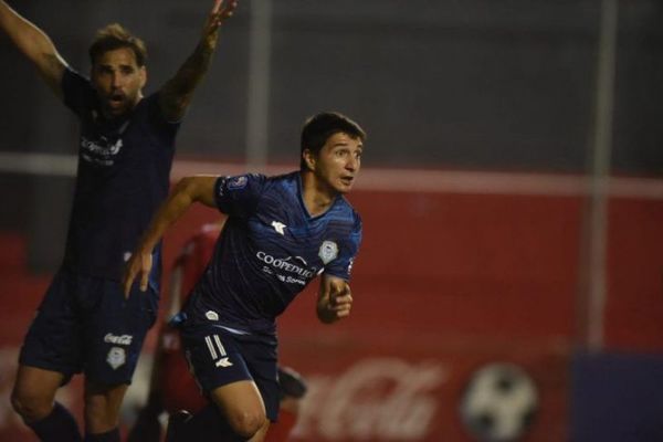 Guaireña supera a Nacional en la Visera