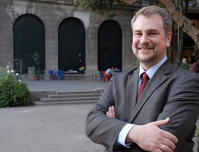 Hernán Cortés, ni héroe ni demonio para el hispanista Stefan Rinke - MarketData