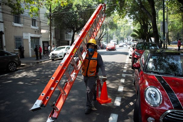México llega a otro Día del Trabajo con un déficit de millones de empleos - MarketData