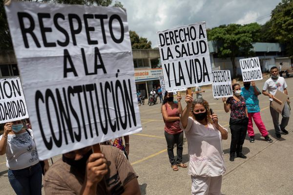 Trabajadores venezolanos piden salarios "dignos" y vacunación contra la covid - MarketData