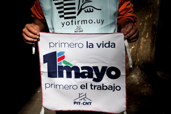 Primero de Mayo en Uruguay, solidario y contra polémica ley del Gobierno - MarketData