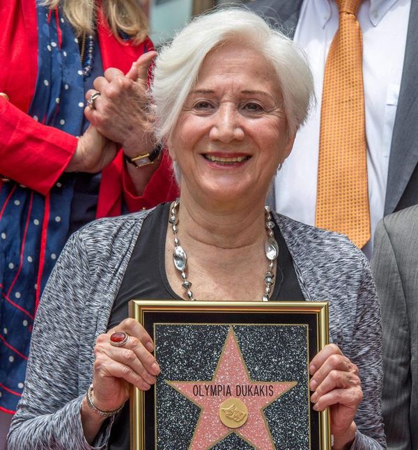 La actriz Olympia Dukakis, ganadora de un Óscar, muere a los 89 años - Cine y TV - ABC Color