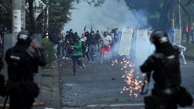 Multitudinarias protestas en Colombia