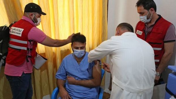 Devastada por la guerra, Siria inicia la campaña de vacunación