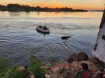 Buscan a joven  desaparecida en el río Paraguay - Nacionales - ABC Color