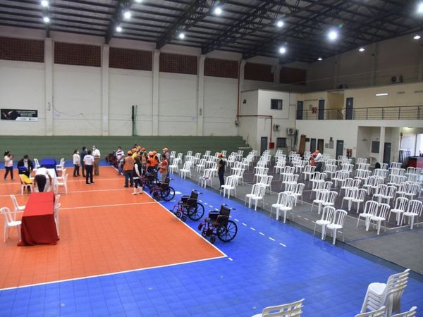 Habilitan vacunatorio masivo en el predio de la Secretaría de Deportes