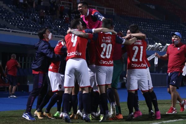 El Ciclón se adueñó del Superclásico | Ñanduti