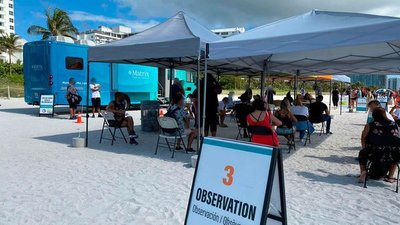 Miami Beach comenzó a vacunar contra el COVID-19 en la playa "hasta que no queden más dosis” - Megacadena — Últimas Noticias de Paraguay
