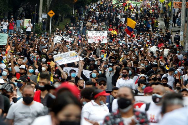 El rechazo a la impopular reforma fiscal pone a prueba a Duque y sacude a Colombia - MarketData