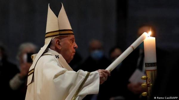 El papa inicia una “maratón de oración” contra la pandemia