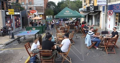 La Nación / Bares y restaurantes vuelven a abrir en áreas peatonales hoy hasta las 20:00