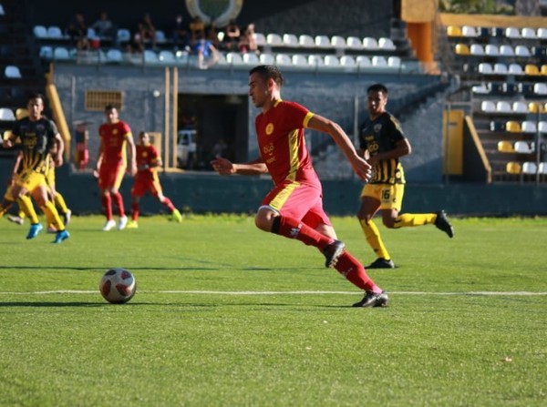 Martín Ledesma acecha la punta del torneo - APF